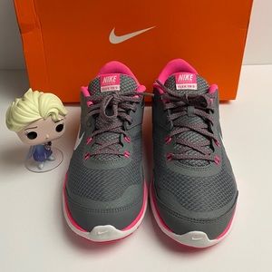 Nike Flex Trainer 5 Running Shoes Women’s US 8 M